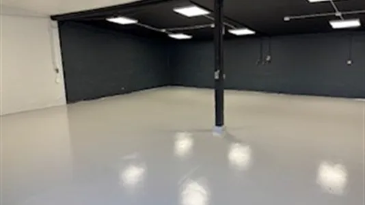 Værkstedslokaler til leje i Roskilde - billede 2