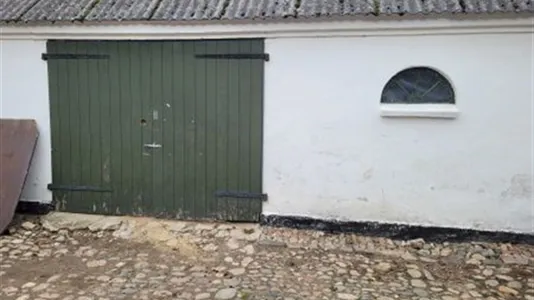 Værkstedslokaler til leje i Humlebæk - billede 1